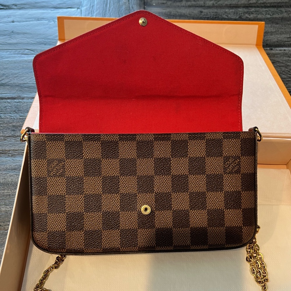 Original Louis Vuitton cross bag, brown checkered design with red interior - Picture 2 of 9